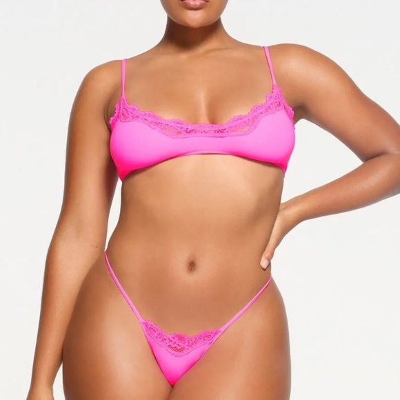 SKIMS FITS EVERYBODY LACE SCOOP BRALETTE| STYLE:BR-SCP-4129|COLOR:TAFFY |NEW\NWT - Picture 1 of 9